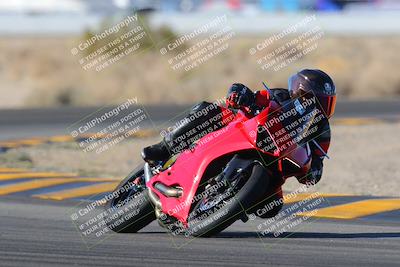 media/Dec-18-2022-SoCal Trackdays (Sun) [[8099a50955]]/Turn 4 (1pm)/